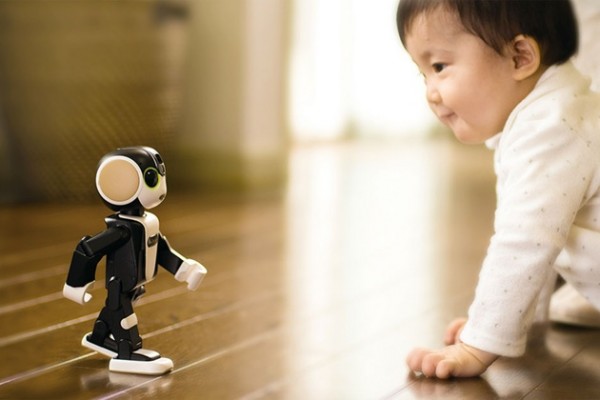 RoboHon with baby