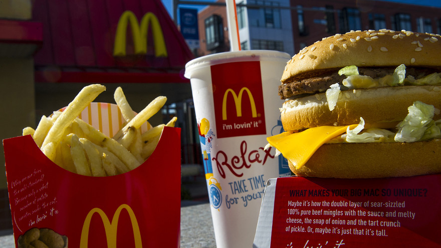 Bloomberg     McDonald's reports earnings ahead of the bell