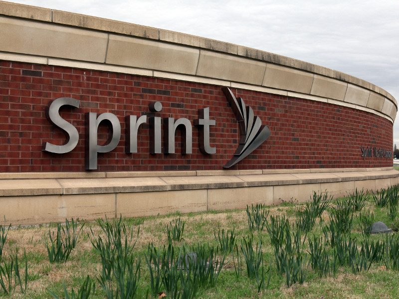 Sprint will slow down heaviest users of unlimited data