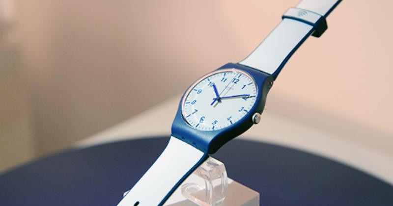 Swatch’s new non-smart watch does mobile payments in China