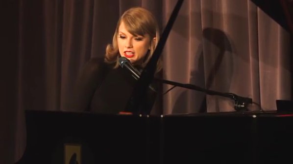 Taylor Swift celebrates one year anniversary of her album '1989&#039 with the launch of the acoustic version of her number 'Out of The Woods&#039