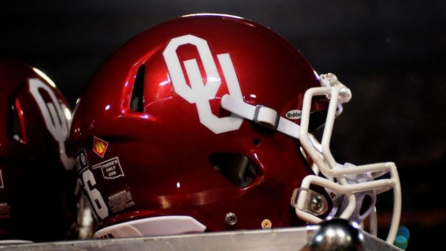 Dec 30 2011 Tempe AZ USA A general view of an Oklahoma Sooners helmet during a game against Iowa Hawkeyes during the 2011 Insight Bowl at the Sun Devil Stadium. Oklahoma won 31 to 14. Mandatory Credit Jennifer Hilderbrand-USA TODAY Sports