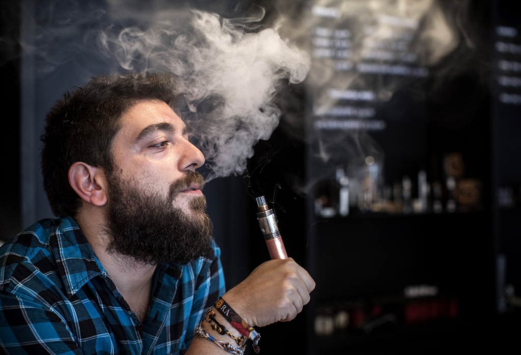 This Design Flaw Could Turn Your E Cig Into a Bomb In Your Mouth The issue is the lithium-ion