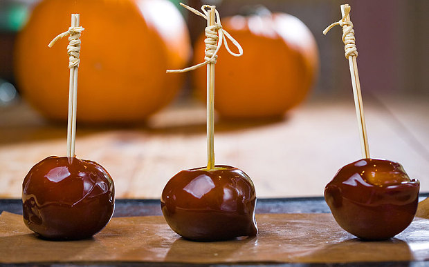 Homemade toffee apples