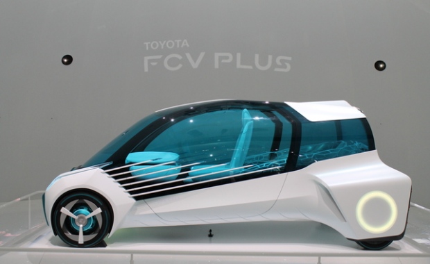 Toyota FCV Plus concept