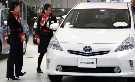 UK-TOYOTA-PRIUS:Toyota new Prius to get mileage of 40 km per litre in Japan versus 32.6 km per litre now