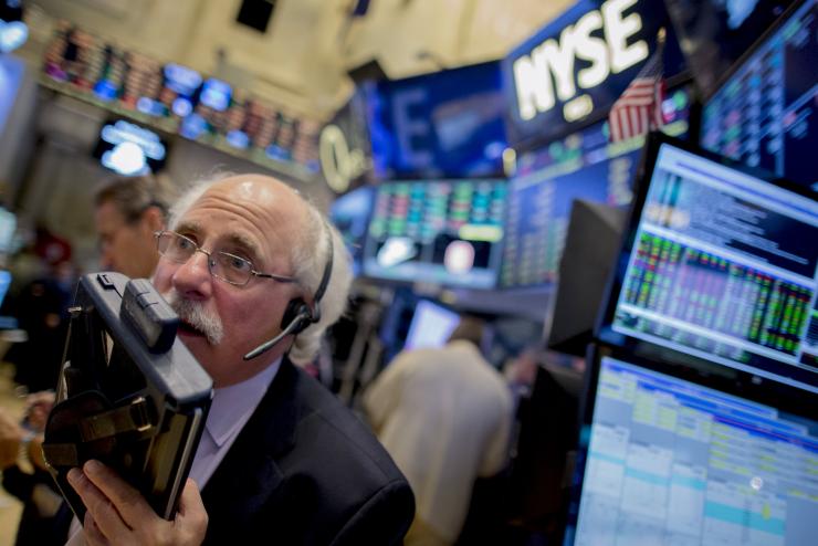 Traders work on the floor of the New York Stock Exchange Oct. 16 2015.   
           
    Reuters  Brendan McDermid