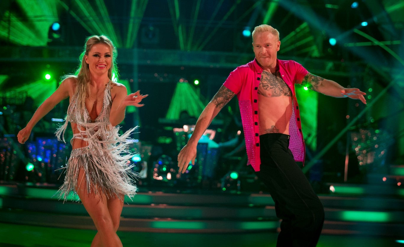 Twitter grieves for first Strictly Come Dancing casualty Iwan Thomas as he's voted out with Ola Jordan