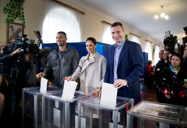 Polling stations do not open in Mariupol in east Ukraine, elections disrupted