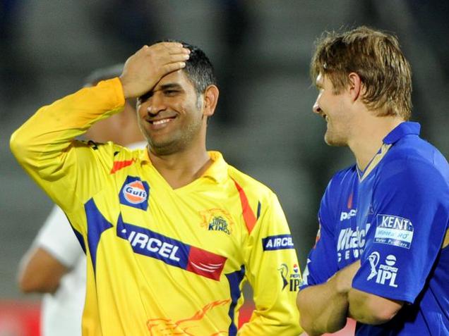 Kings captain M.S. Dhoni and Rajasthan Royals player Shane Watson