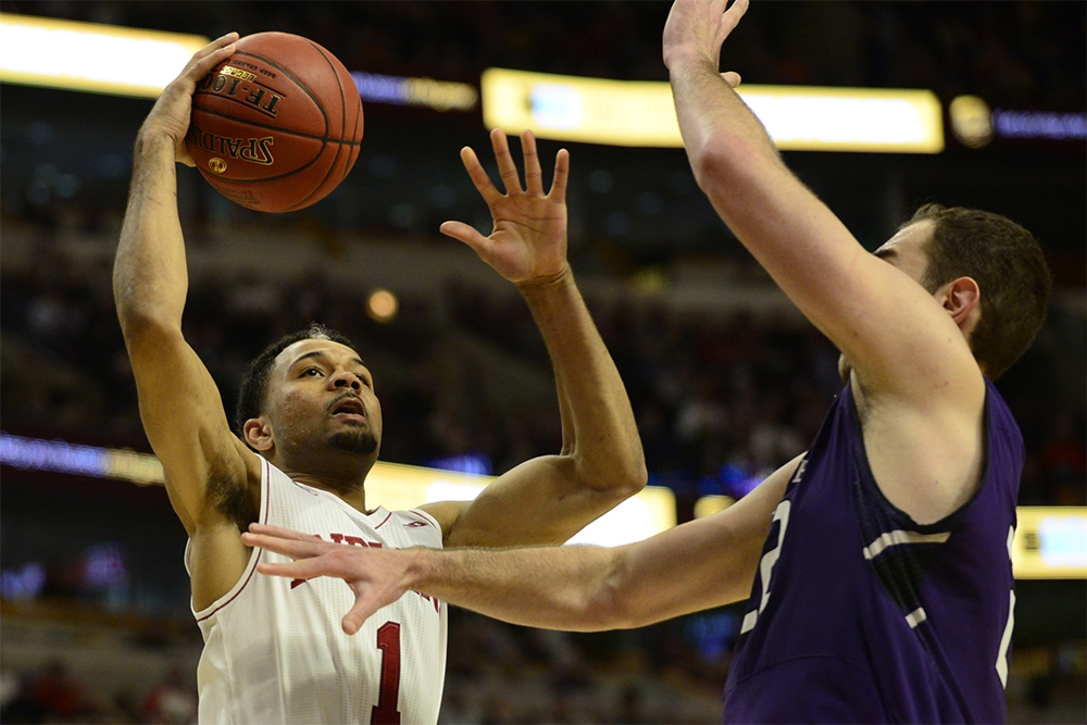 Women's basketball: Theriot earns Big Ten preseason honor