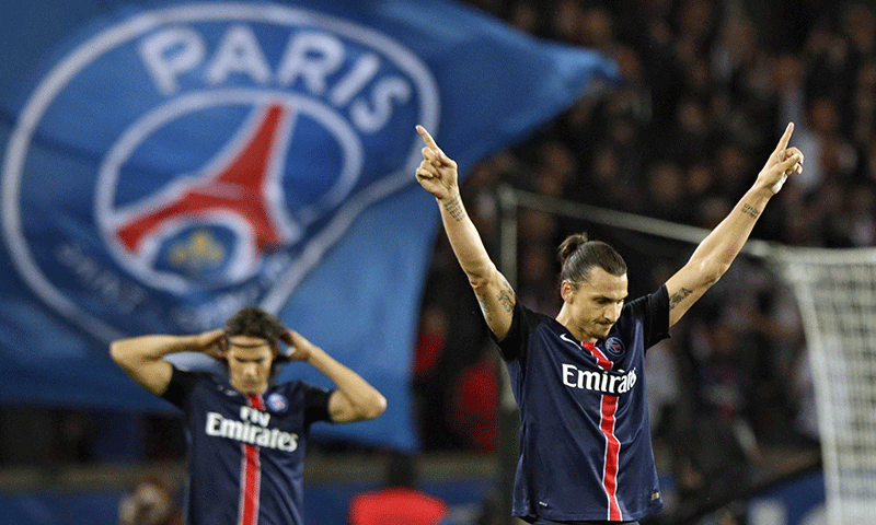 Paris Saint-Germain's Swedish forward Zlatan Ibrahimovic celebrates after scoring a penatly during the French L1 football match Paris Saint Germain vs Olympique de Marseille