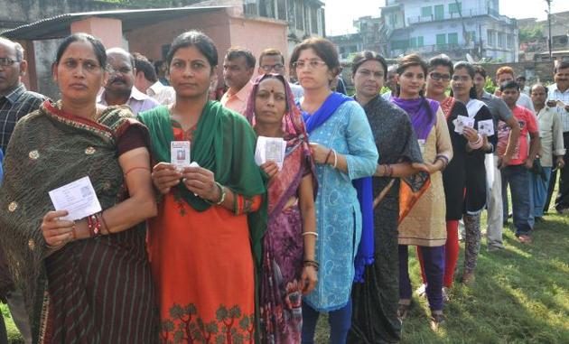 Bihar Elections 57% voter turnout in first round next phase on Oct 16