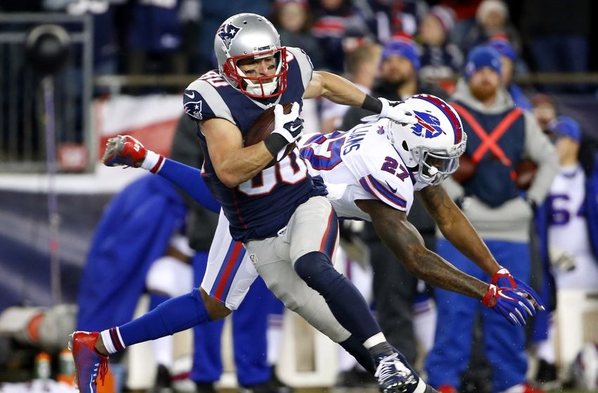 Danny Amendola has Sprained Knee Could Play Week