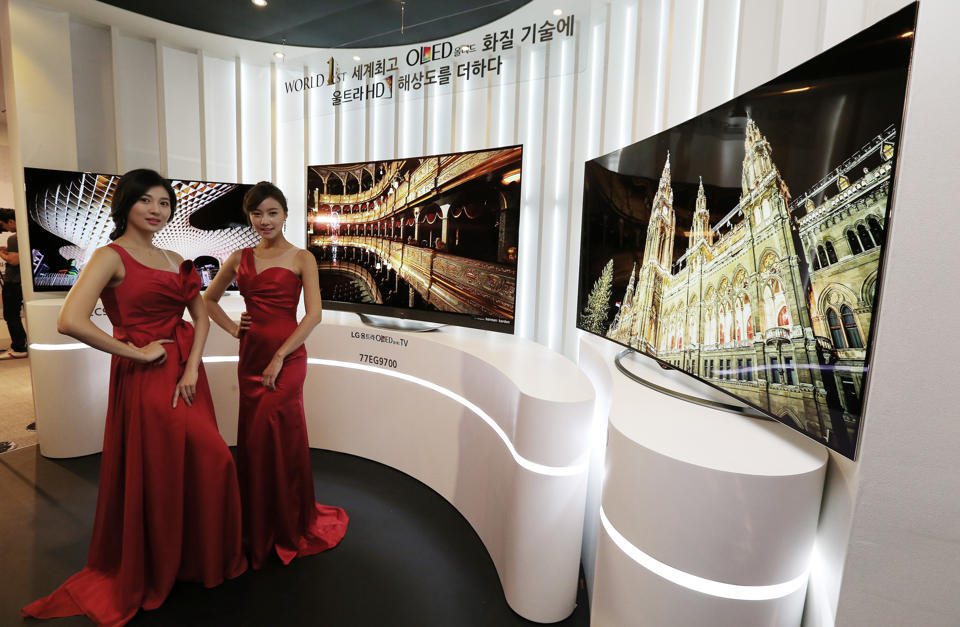 LG pumps $8.7bn into OLED for your car, TV and wrist