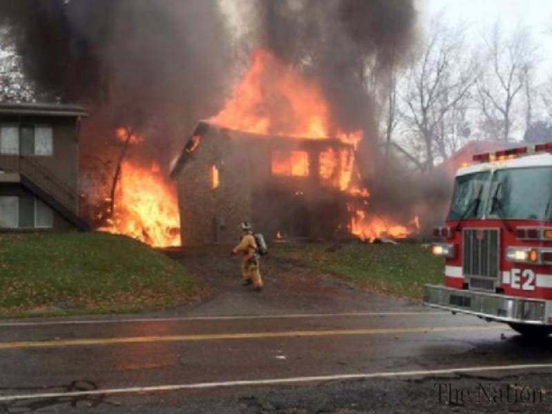 2 Killed After Business Jet Crashes Into Ohio Apartment Building