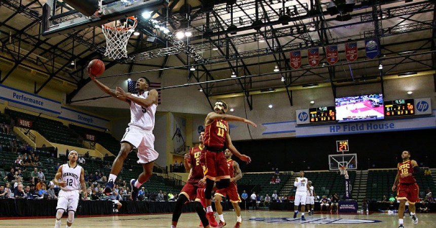 Bennie Boatright leads USC to upset of No. 20 Wichita State