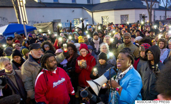 Minneapolis police say several shot near protest scene