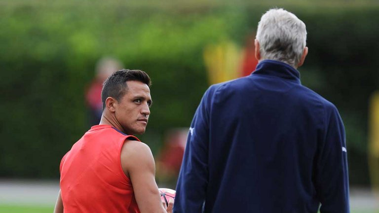 Arsene Wenger considered resting Alexis Sanchez after the October international break