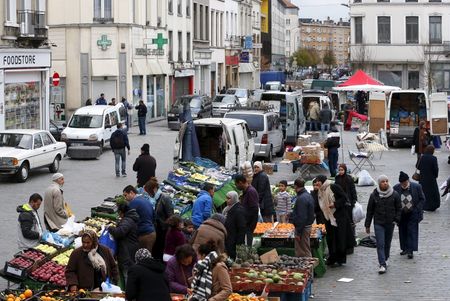 Belgium imposes frontier checks with France after Paris attacks