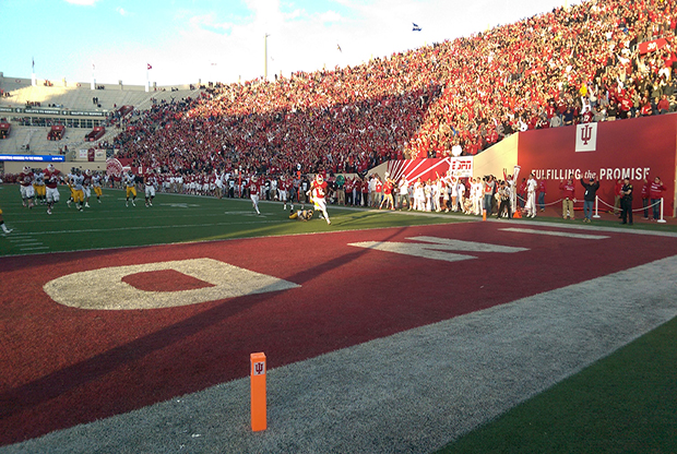 Jordan Howard runs for a score in the Hoosiers 35-27 loss to Iowa