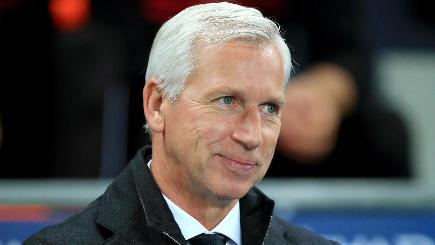 Alan Pardew is keeping a low profile ahead of Crystal Palace's home meeting with former club Newcastle