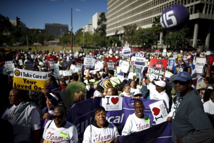 The fight for higher minimum wage comes to Orlando