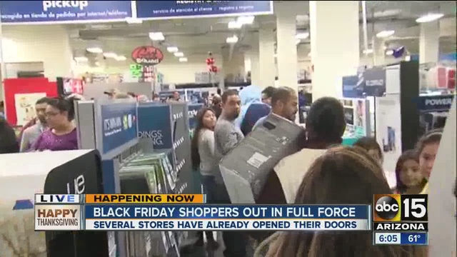 Shoppers with a tummy full of turkey went out to shop and score some deals!        KNXV