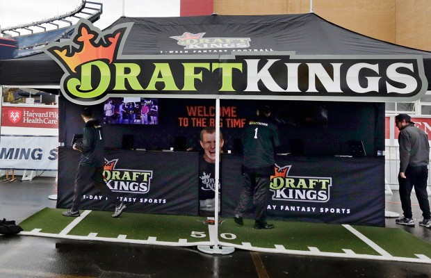 Daily fantasy sports websites continue under scrutiny