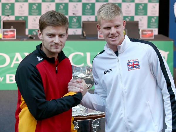 David Goffin and Kyle Edmund shake hands