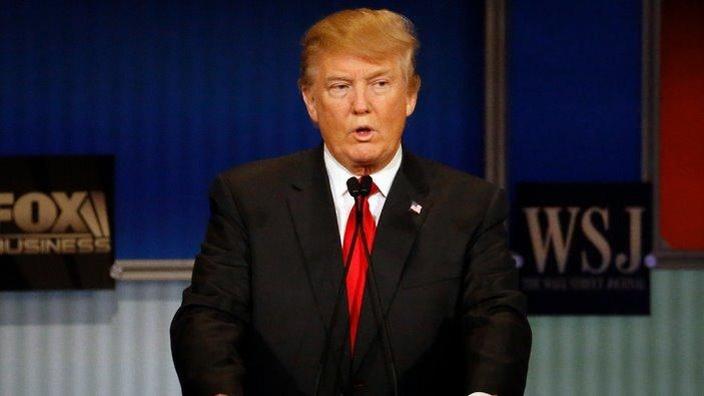 Donald Trump speaks during Republican presidential debate at Milwaukee Theatre      
        
            
    
               Show