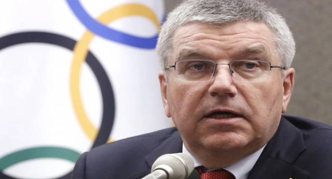 Russian athletes competing under Olympic flag'total speculation: IOC chief