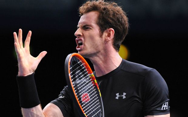 Murray downs Ferrer in O2 opener