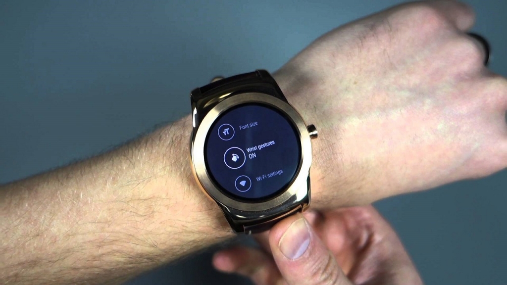 Android Wear update to version 1.4 adds support for gestures, audio and more