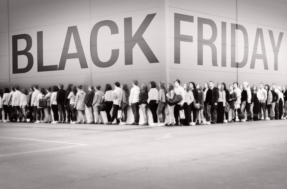 The sane way to hit the stores on Black Friday — in 2 charts