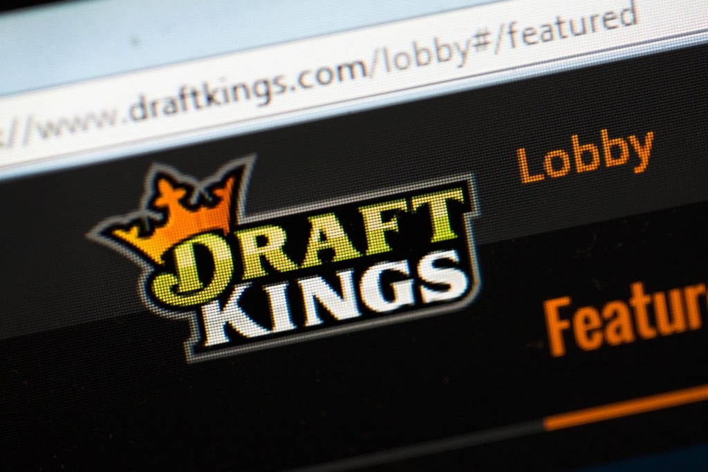 Daily fantasy sports websites continue under scrutiny