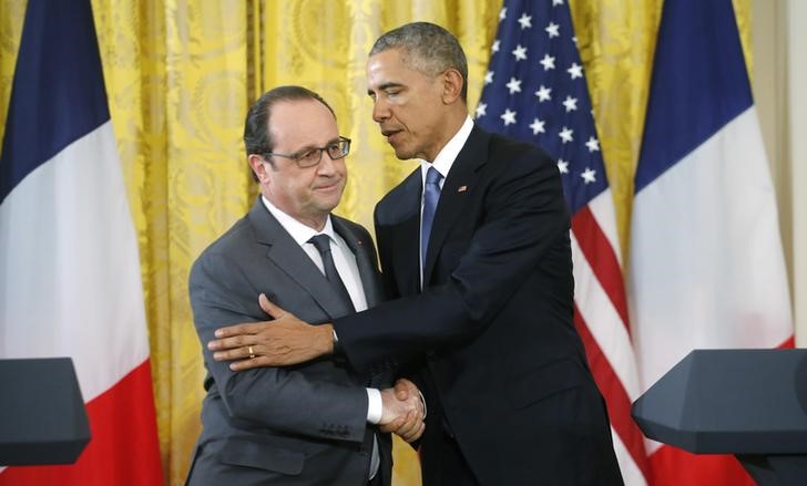 Hollande says US, France to step up strikes in Syria, Iraq