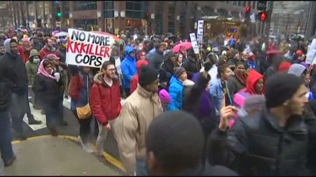 Black Lives Matter Protesters Seek To Disrupt Chicago Shoppers