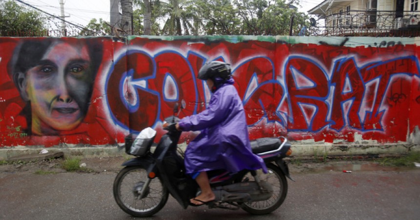 Aung San Suu Kyi wins seat in historic Myanmar election