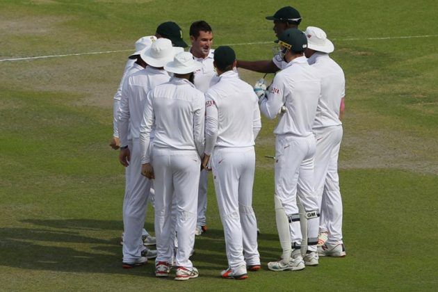 South Africa rattle India in first Test