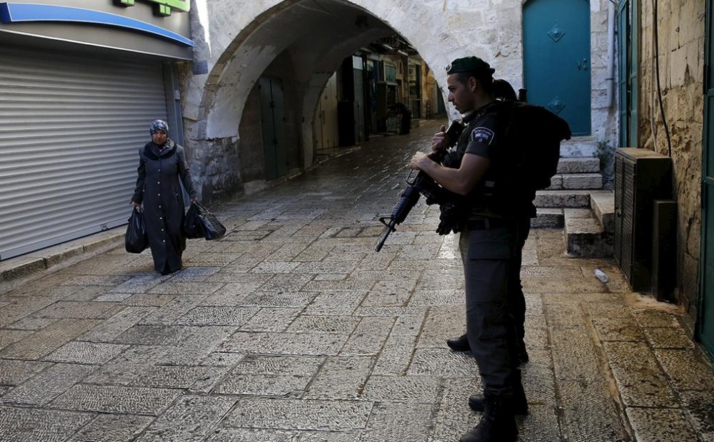 Israeli police gun down Palestinian