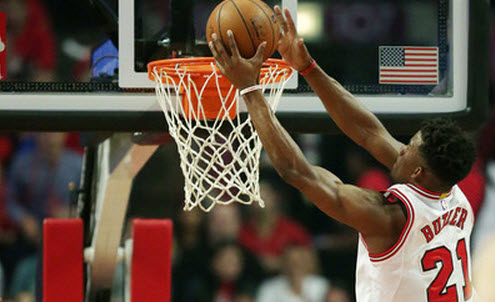 Jimmy Butler scored 32 points in the Bulls win over the Phoenix Suns Wednesday night