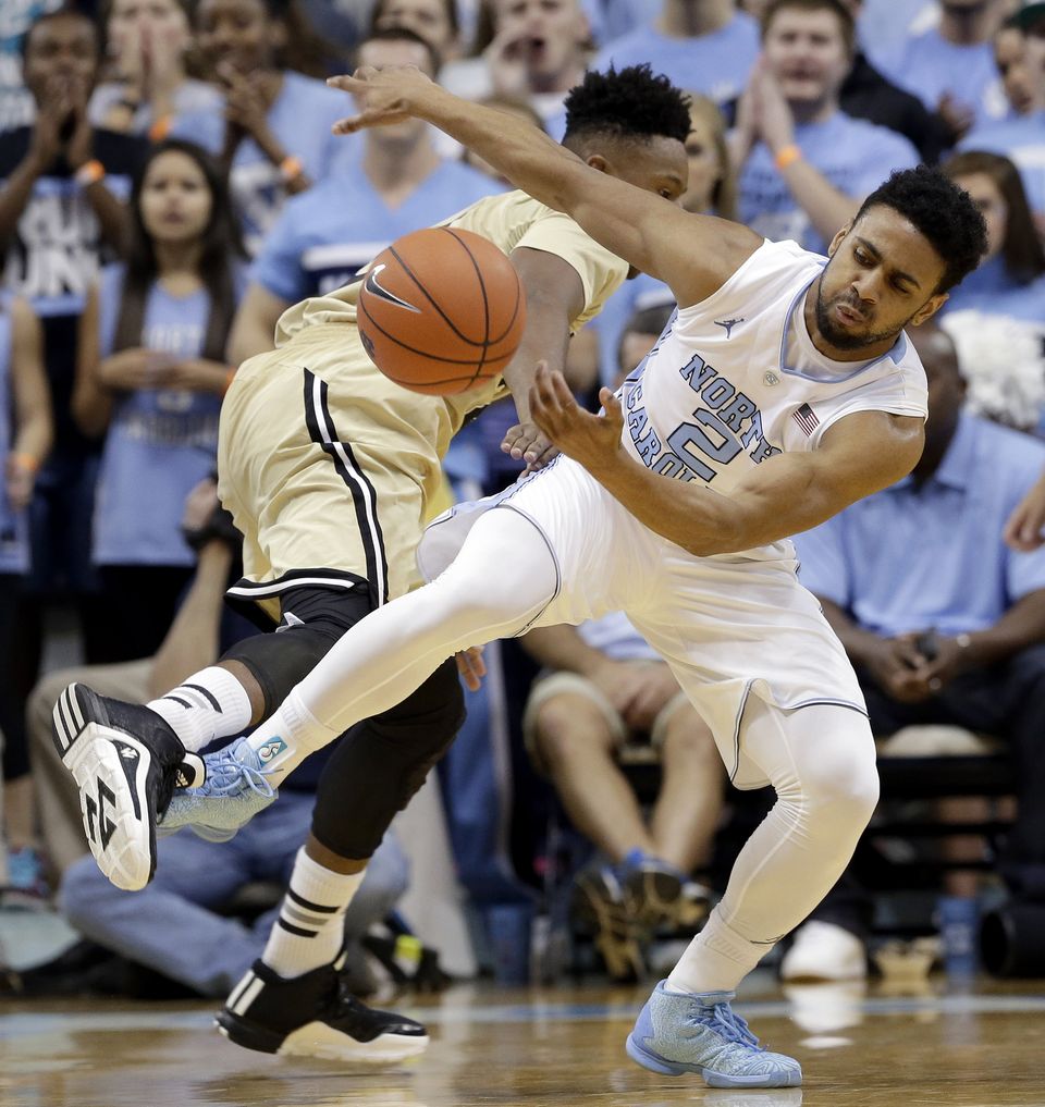 Johnson helps No. 1 North Carolina beat Wofford 78-58