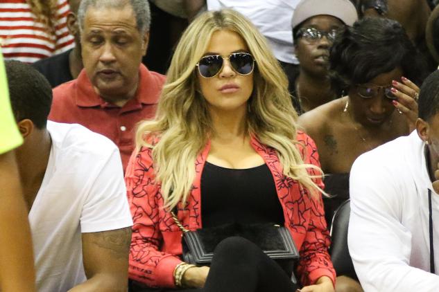 Khloe who recently supported her new boyfriend James Harden at a game was accused of stopping family from visiting him