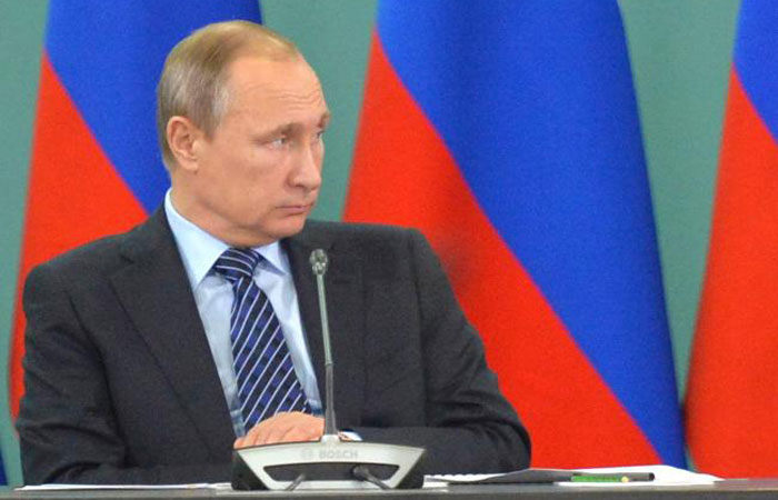 Syria and world await Putin's reaction to apparent bombing of Russian jet