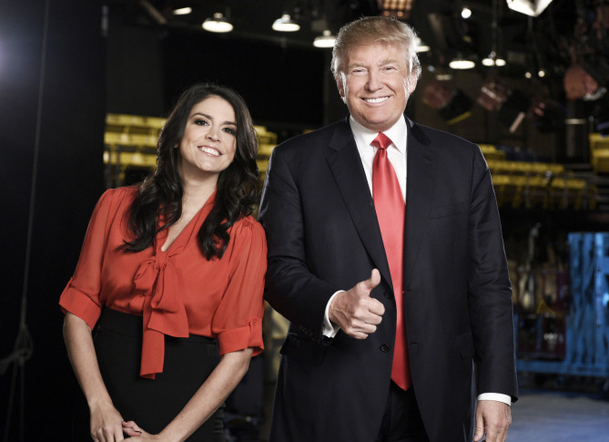 Trump's unorthodox campaign takes new twist on 'SNL'