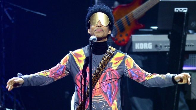 Prince Confirms Solo Piano U.K. Tour Dates