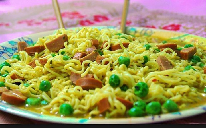 Snapdeal offers Maggi noodles on 'flash sale'