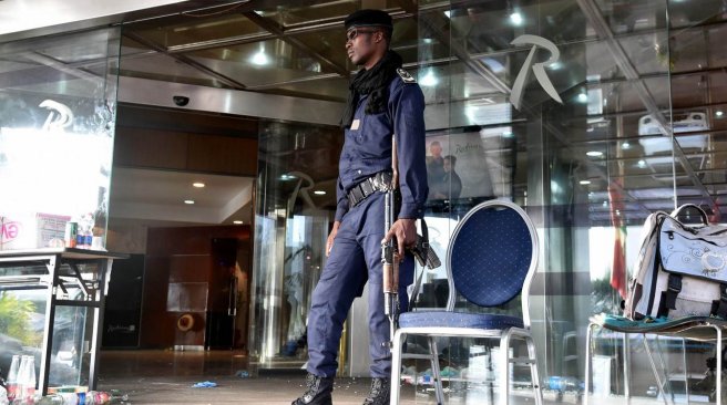 Mali on state of emergency as three Bamako hotel attackers sought