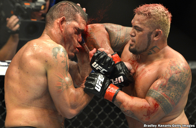 UFC 193 co-main event Mark Hunt vs Antonio Silva 2: Live streaming info